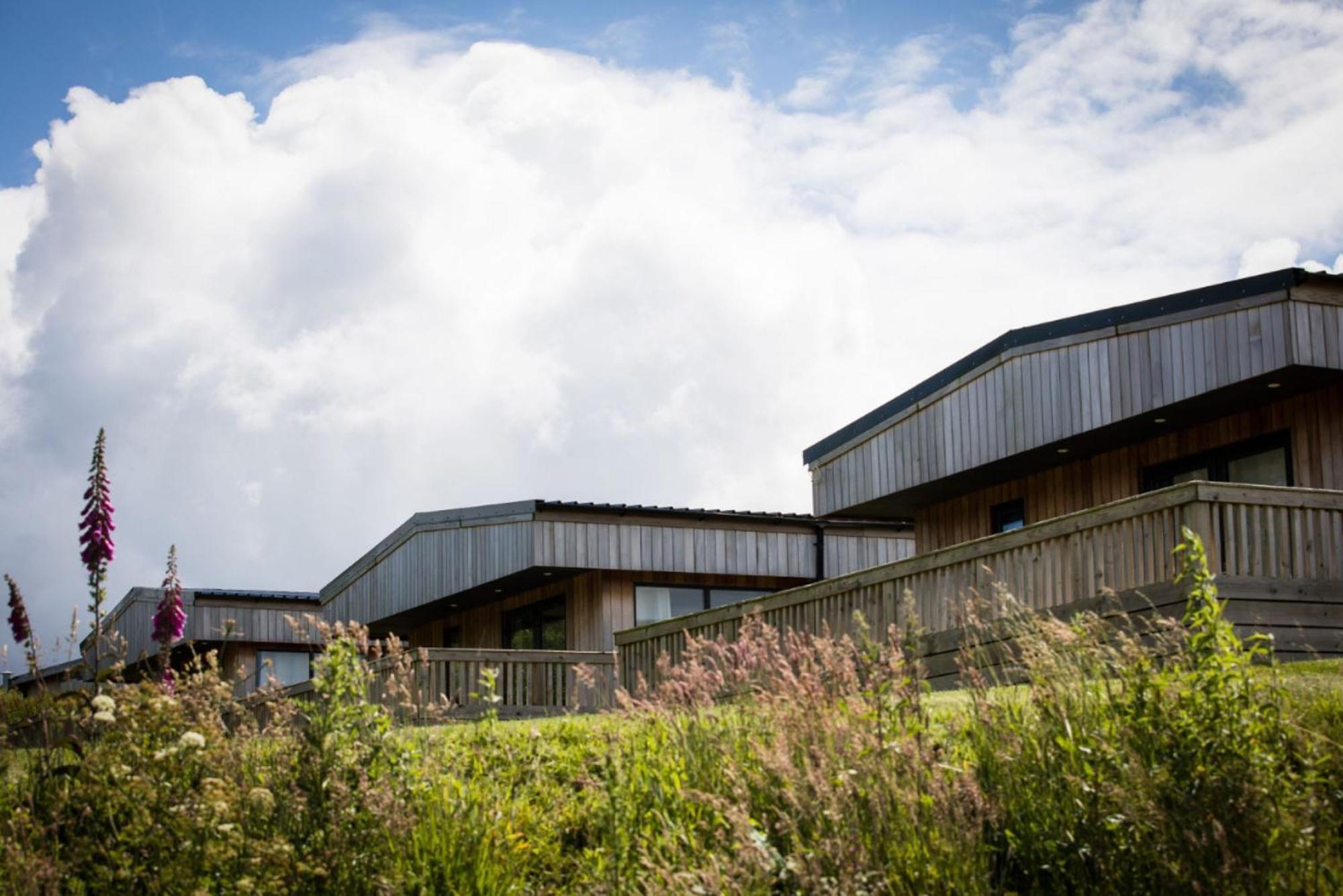 Adventure Lodges And Retreats Bideford Exterior photo